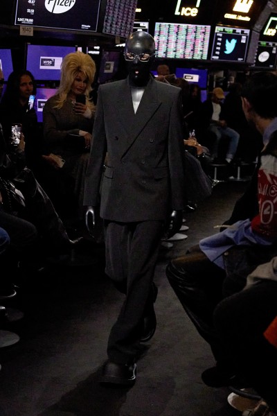 Balenciaga - NYC Show Spring 23 - © SHERIFF • PROJECTS