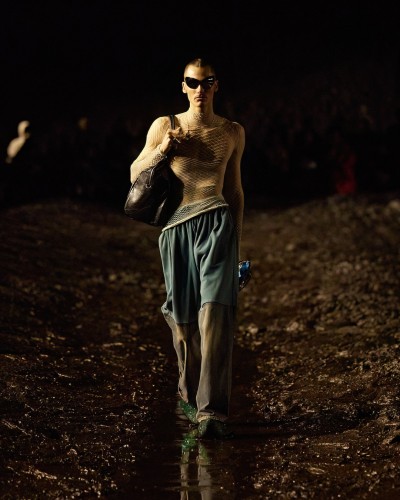 Balenciaga - Summer 23 - © SHERIFF • PROJECTS