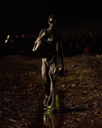 Balenciaga - Summer 23 - © SHERIFF • PROJECTS