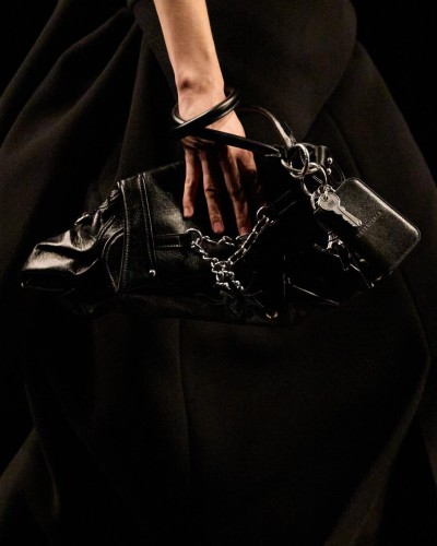 Balenciaga Summer 25 - © SHERIFF • PROJECTS