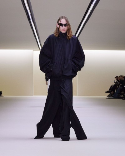 Balenciaga Winter 23 - © SHERIFF • PROJECTS