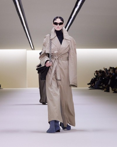 Balenciaga Winter 23 - © SHERIFF • PROJECTS