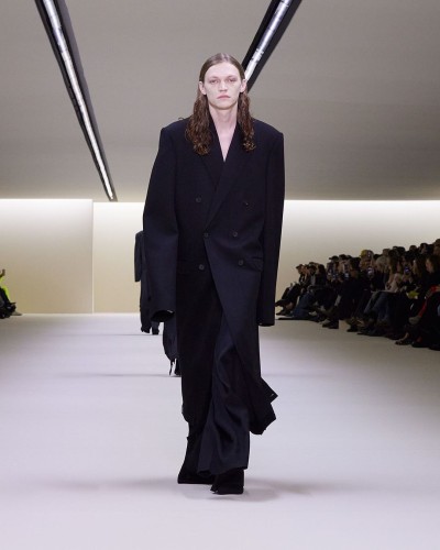 Balenciaga Winter 23 - © SHERIFF • PROJECTS