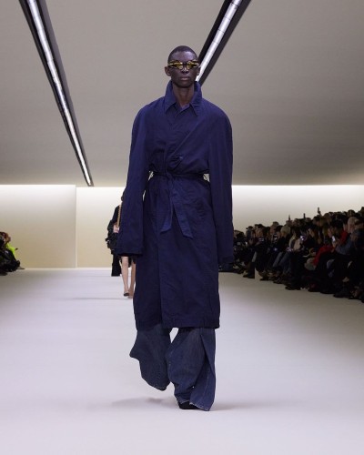 Balenciaga Winter 23 - © SHERIFF • PROJECTS