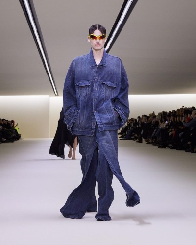 Balenciaga Winter 23 - © SHERIFF • PROJECTS