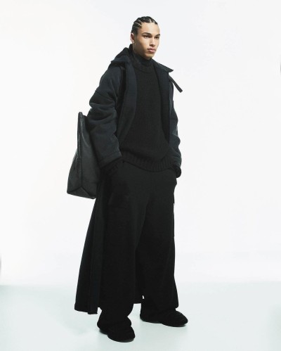 Givenchy - © SHERIFF • PROJECTS
