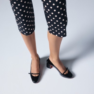 Christian Louboutin - E-Commerce, Capture digitale et retouche photo e-commerce premium - 9 - © SHERIFF • PROJECTS