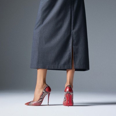 Christian Louboutin - E-Commerce, Capture digitale et retouche photo e-commerce premium - 17 - © SHERIFF • PROJECTS
