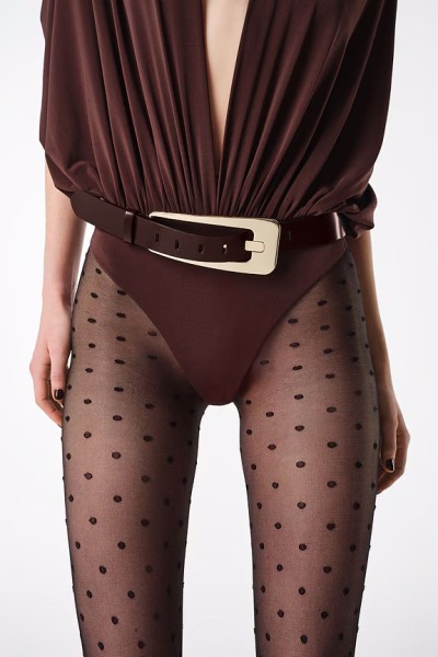 Revolve Los Angeles - E-Commerce, Capture digitale et retouche photo e-commerce premium - 3 - © SHERIFF • PROJECTS