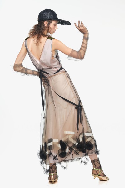 Zara x John Galliano - Britt Lloyd - E-Commerce, Capture digitale et retouche photo e-commerce premium - 93 - © SHERIFF • PROJECTS