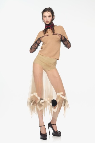 Zara x John Galliano - Britt Lloyd - E-Commerce, Capture digitale et retouche photo e-commerce premium - 2 - © SHERIFF • PROJECTS