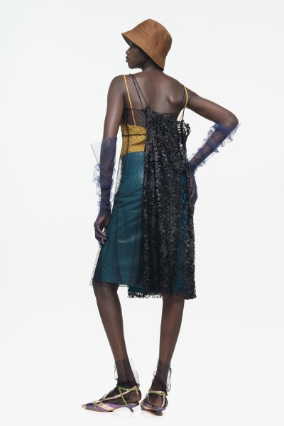 Zara x John Galliano - Britt Lloyd - E-Commerce, Capture digitale et retouche photo e-commerce premium - 3 - © SHERIFF • PROJECTS