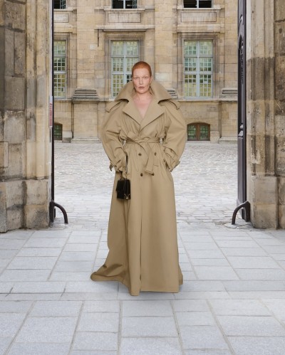 Balenciaga Haute-Couture Automne-Hiver 2025-2026 - © SHERIFF • PROJECTS