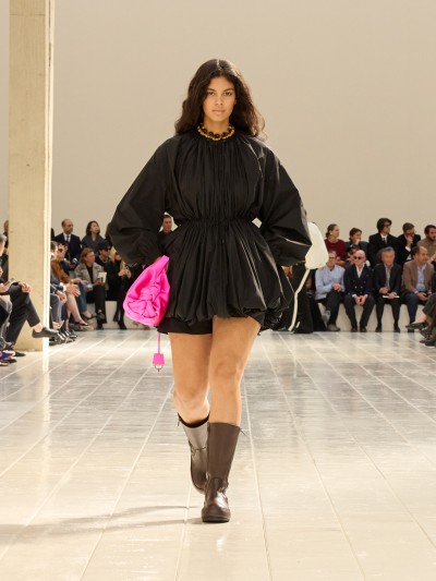 Balenciaga Summer 27 - Fashion Shows & Special Projects, Capture digitale et retouche photo vidéo Fashion Week - 29 - © SHERIFF • PROJECTS