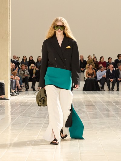 Balenciaga Summer 27 - Fashion Shows & Special Projects, Capture digitale et retouche photo vidéo Fashion Week - 14 - © SHERIFF • PROJECTS