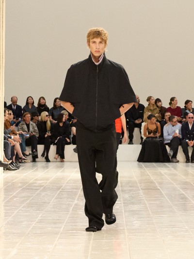 Balenciaga Summer 27 - Fashion Shows & Special Projects, Capture digitale et retouche photo vidéo Fashion Week - 22 - © SHERIFF • PROJECTS