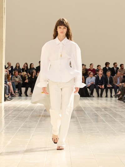 Balenciaga Summer 27 - Fashion Shows & Special Projects, Capture digitale et retouche photo vidéo Fashion Week - 1 - © SHERIFF • PROJECTS