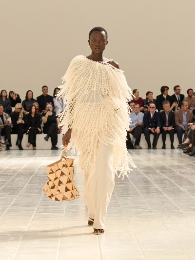 Balenciaga Summer 27 - Fashion Shows & Special Projects, Capture digitale et retouche photo vidéo Fashion Week - 5 - © SHERIFF • PROJECTS