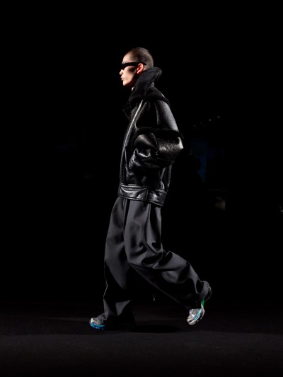 Balenciaga Winter 26 - Fashion Shows & Special Projects, Capture digitale et retouche photo vidéo Fashion Week - 28 - © SHERIFF • PROJECTS
