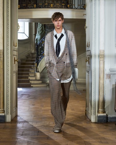 Dior Men’s Summer 2027 - Fashion Shows & Special Projects, Capture digitale et retouche photo vidéo Fashion Week - 3 - © SHERIFF • PROJECTS