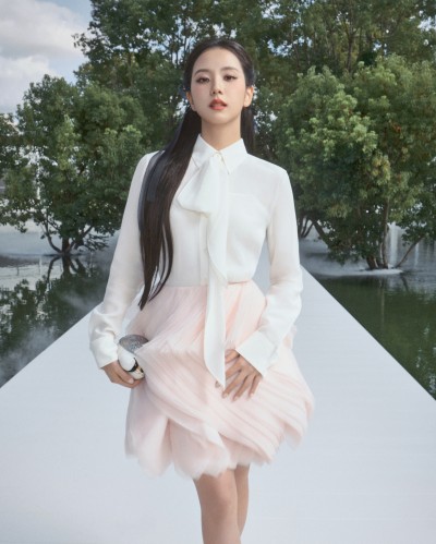 Dior Summer 2027 - Fashion Shows & Special Projects, Capture digitale et retouche photo vidéo Fashion Week - 10 - © SHERIFF • PROJECTS