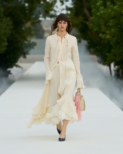 Dior Summer 2027 - Fashion Shows & Special Projects, Capture digitale et retouche photo vidéo Fashion Week - 45 - © SHERIFF • PROJECTS