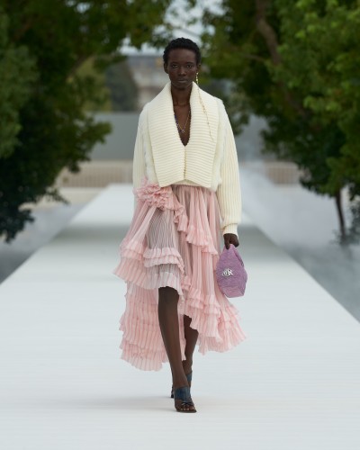 Dior Summer 2027 - Fashion Shows & Special Projects, Capture digitale et retouche photo vidéo Fashion Week - 32 - © SHERIFF • PROJECTS