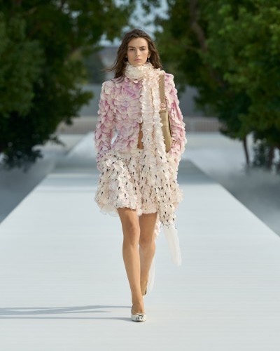 Dior Summer 2027 - Fashion Shows & Special Projects, Capture digitale et retouche photo vidéo Fashion Week - 4 - © SHERIFF • PROJECTS