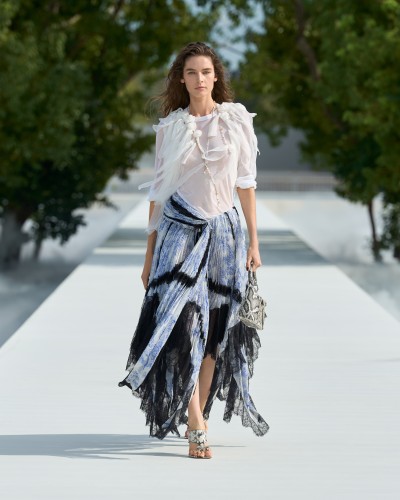 Dior Summer 2027 - Fashion Shows & Special Projects, Capture digitale et retouche photo vidéo Fashion Week - 14 - © SHERIFF • PROJECTS