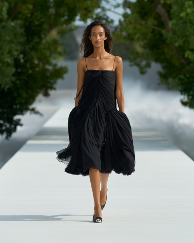 Dior Summer 2027 - Fashion Shows & Special Projects, Capture digitale et retouche photo vidéo Fashion Week - 10 - © SHERIFF • PROJECTS