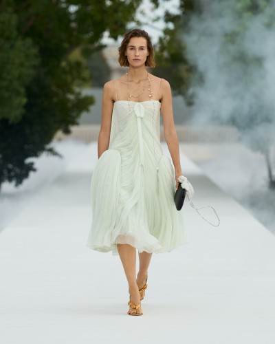 Dior Summer 2027 - Fashion Shows & Special Projects, Capture digitale et retouche photo vidéo Fashion Week - 47 - © SHERIFF • PROJECTS