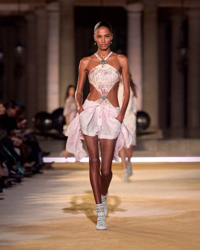 Isabel Marant Summer 2027 - Fashion Shows & Special Projects, Capture digitale et retouche photo vidéo Fashion Week - 40 - © SHERIFF • PROJECTS