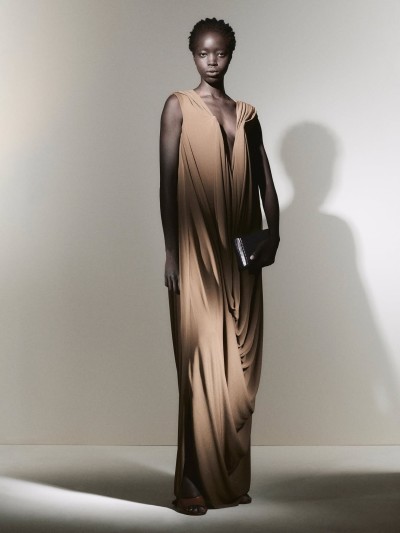 Maison Margiela Spring-Summer 2027 - Ethan Hart - Fashion Shows & Special Projects, Capture digitale et retouche photo vidéo Fashion Week - 8 - © SHERIFF • PROJECTS