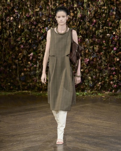 Maison Margiela Spring-Summer 2027 - Fashion Shows & Special Projects, Capture digitale et retouche photo vidéo Fashion Week - 18 - © SHERIFF • PROJECTS