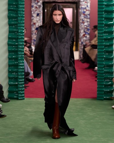 Acne Studios Fall Winter 2026 - Stills, Retouche photo créative mode luxe - 19 - © SHERIFF • PROJECTS