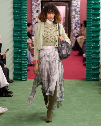 Acne Studios Fall Winter 2026 - Stills, Retouche photo créative mode luxe - 9 - © SHERIFF • PROJECTS