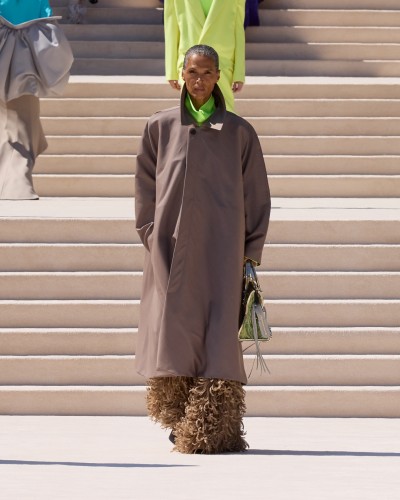 Balenciaga 55th Couture Collection - Stills, Retouche photo créative mode luxe - 21 - © SHERIFF • PROJECTS