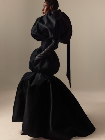 Balenciaga 55th Couture Collection - Stills, Retouche photo créative mode luxe - 5 - © SHERIFF • PROJECTS