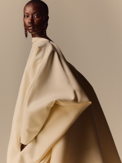 Balenciaga 55th Couture Collection - Stills, Retouche photo créative mode luxe - 3 - © SHERIFF • PROJECTS
