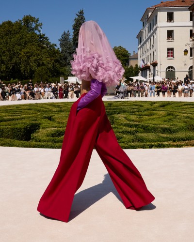 Balenciaga 55th Couture Collection - Stills, Retouche photo créative mode luxe - 4 - © SHERIFF • PROJECTS
