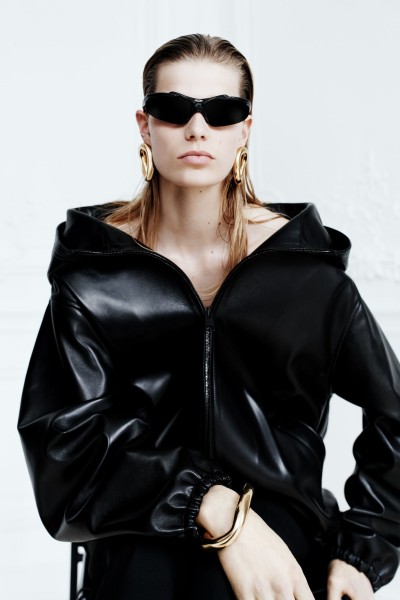 Balenciaga Autumn 26 - Stills, Retouche photo créative mode luxe - 16 - © SHERIFF • PROJECTS