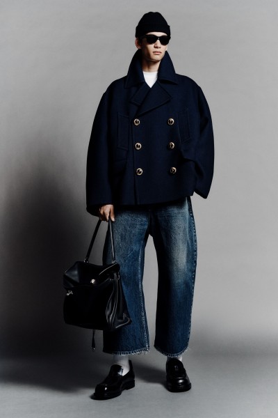 Balenciaga Autumn 26 - Stills, Retouche photo créative mode luxe - 12 - © SHERIFF • PROJECTS