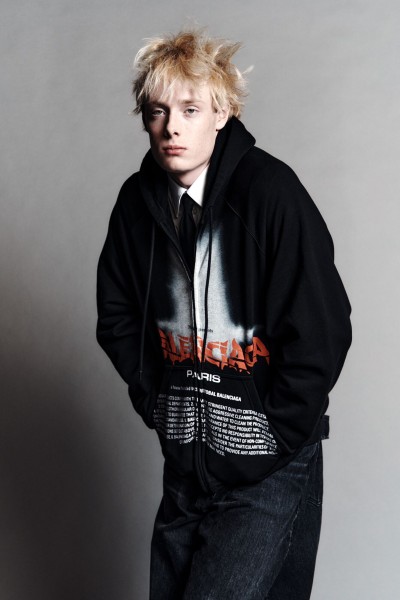 Balenciaga Autumn 26 - Stills, Retouche photo créative mode luxe - 11 - © SHERIFF • PROJECTS