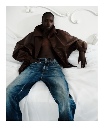 Balenciaga Spring 27 - Stills, Retouche photo créative mode luxe - 31 - © SHERIFF • PROJECTS