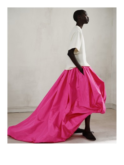 Balenciaga Spring 27 - Stills, Retouche photo créative mode luxe - 9 - © SHERIFF • PROJECTS