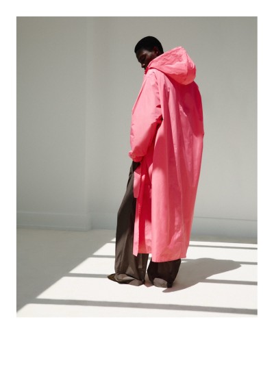Balenciaga Spring 27 - Stills, Retouche photo créative mode luxe - 53 - © SHERIFF • PROJECTS