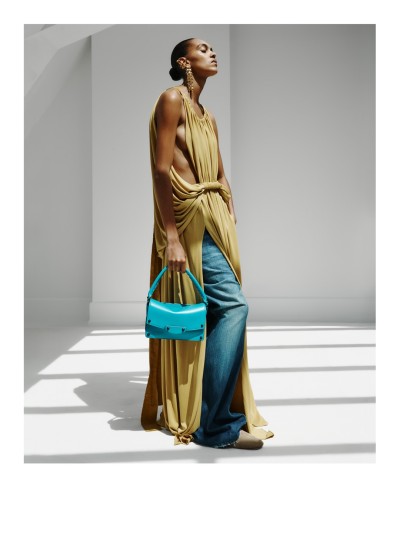 Balenciaga Spring 27 - Stills, Retouche photo créative mode luxe - 35 - © SHERIFF • PROJECTS