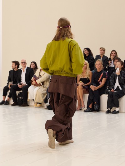 Balenciaga Summer 27 - Stills, Retouche photo créative mode luxe - 18 - © SHERIFF • PROJECTS