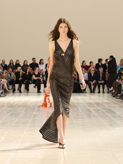 Balenciaga Summer 27 - Stills, Retouche photo créative mode luxe - 19 - © SHERIFF • PROJECTS