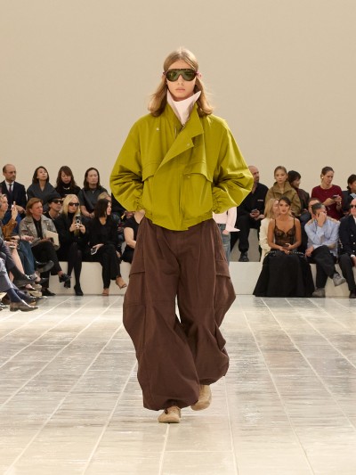 Balenciaga Summer 27 - Stills, Retouche photo créative mode luxe - 53 - © SHERIFF • PROJECTS
